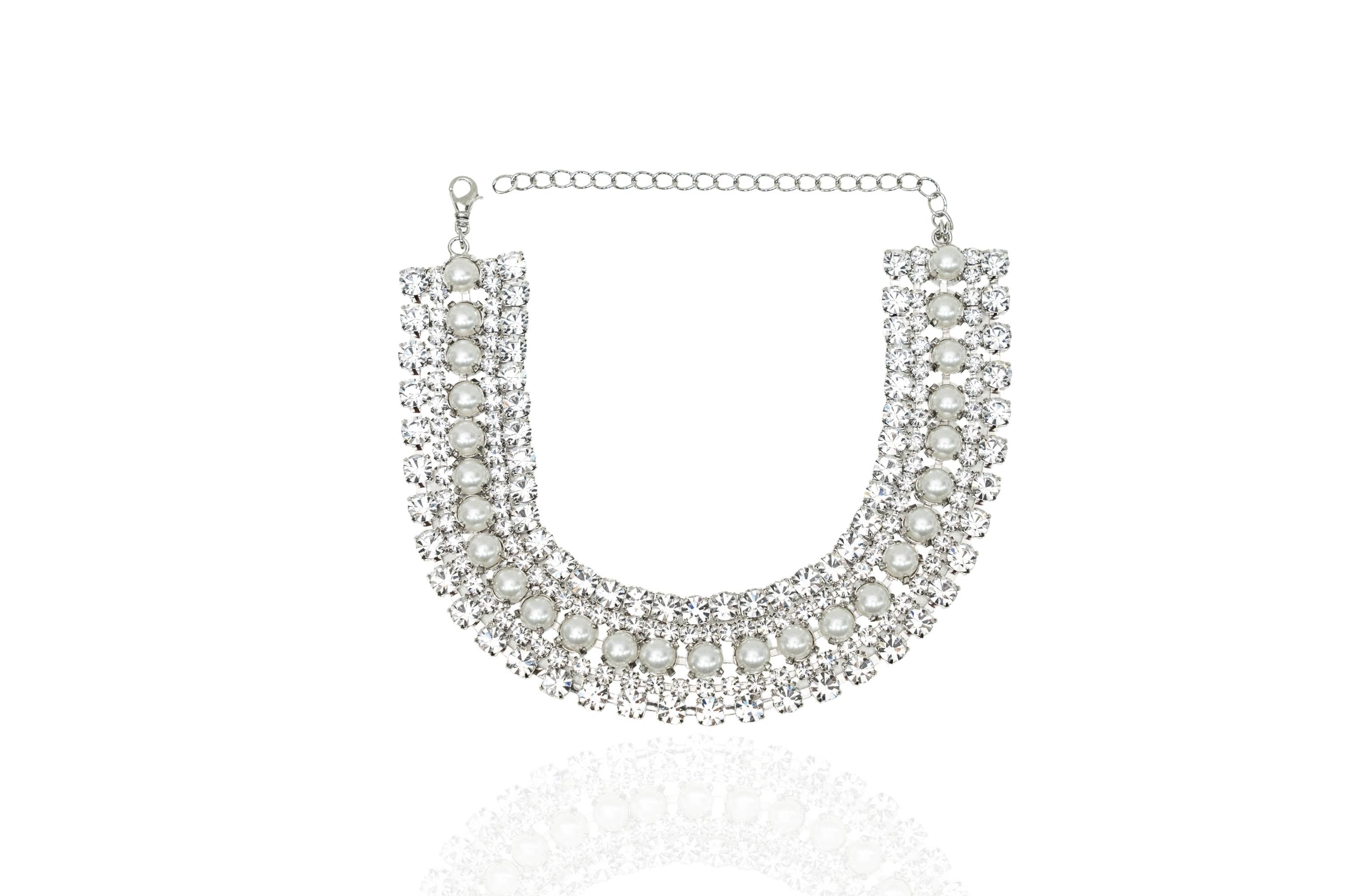 Chocker Comber